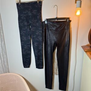EUC (2) SPANX Camo Blue Gray Print + Black Shiny Leather Look Leggings XL
